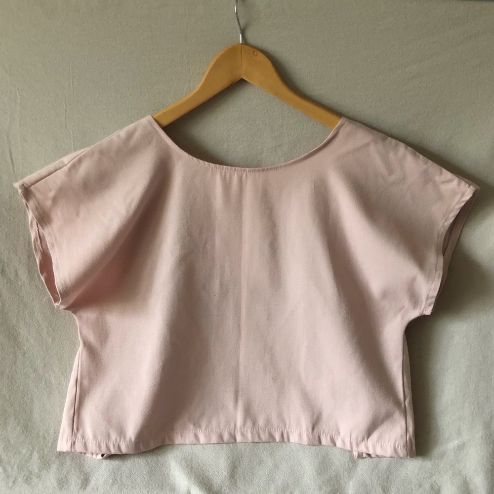 Blush tie top